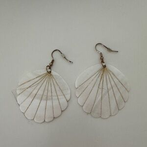 Elegant White Shell Earrings